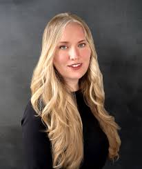 Элис Кова